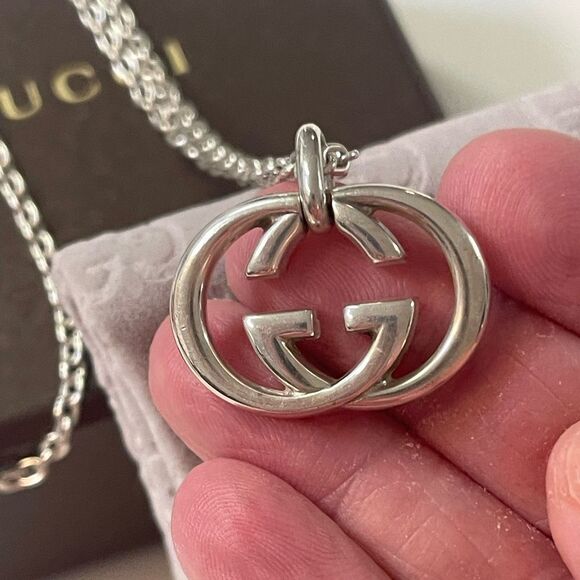 Gucci Interlocking G Pendant Necklace in Sterling Silver with Box & Pouch - Picture 2 of 5